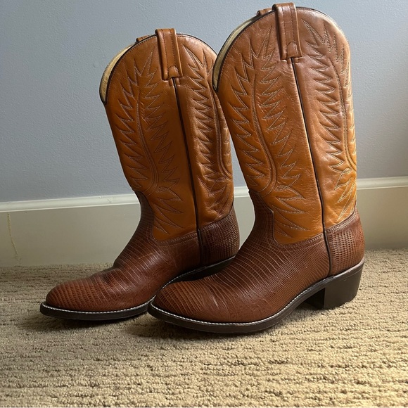Brown Alligator Print Leather Cowboy Boots - Picture 2 of 9